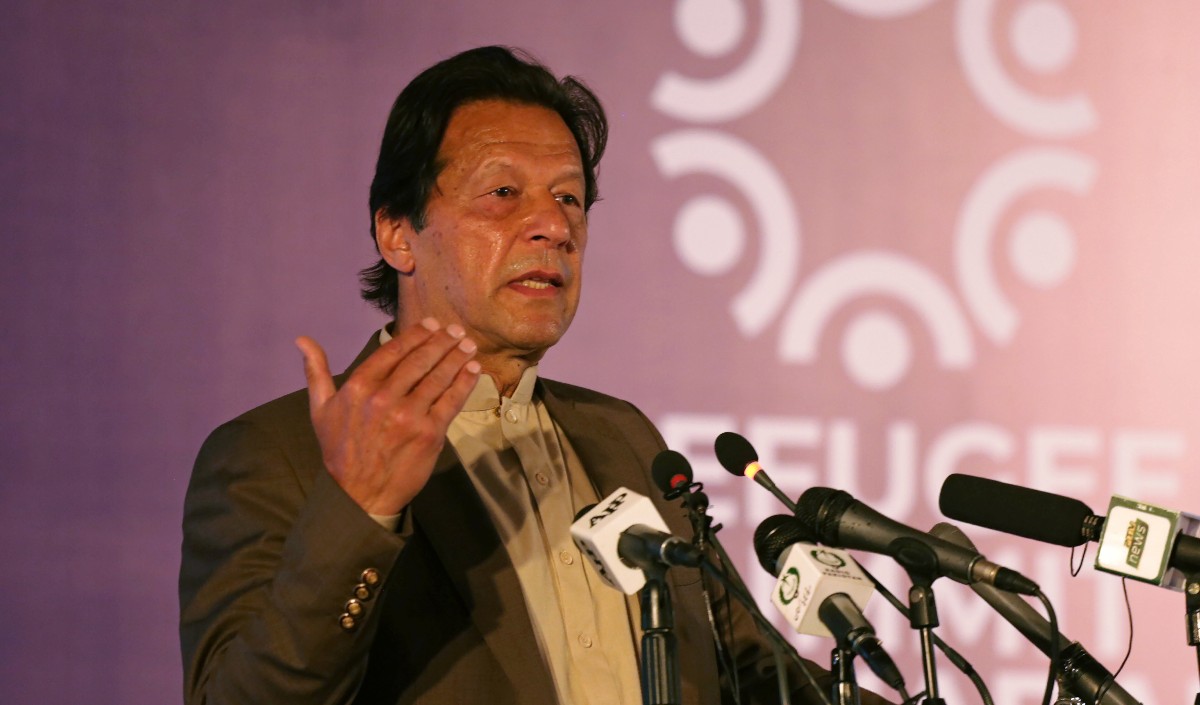 pm-imran-says-will-not-resign-under-any-circumstances