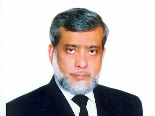 president-appoints-justice-iqbal-hameed-as-cj-of-federal-shariat-court