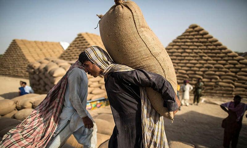 punjab-increases-minimum-wage-to-rs32-000