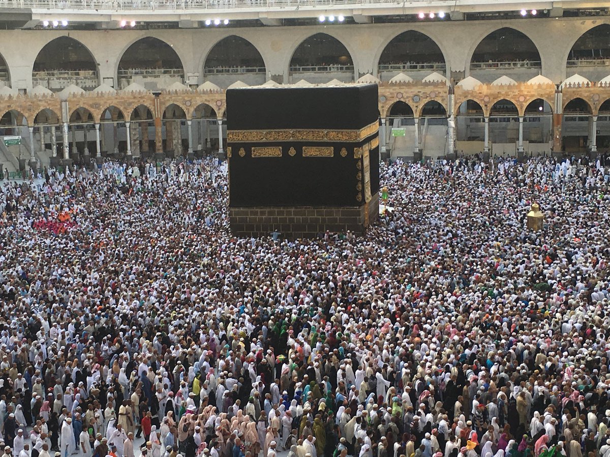 saudi-arabia-allows-full-capacity-attendance-at-two-holy-mosques-in-makkah-and-madina