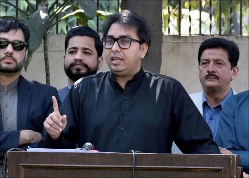 shahbaz-gill-moves-shc-against-arrest-warrant