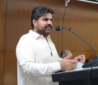 Sindh considers imposing smart lockdown, says Nasir Shah