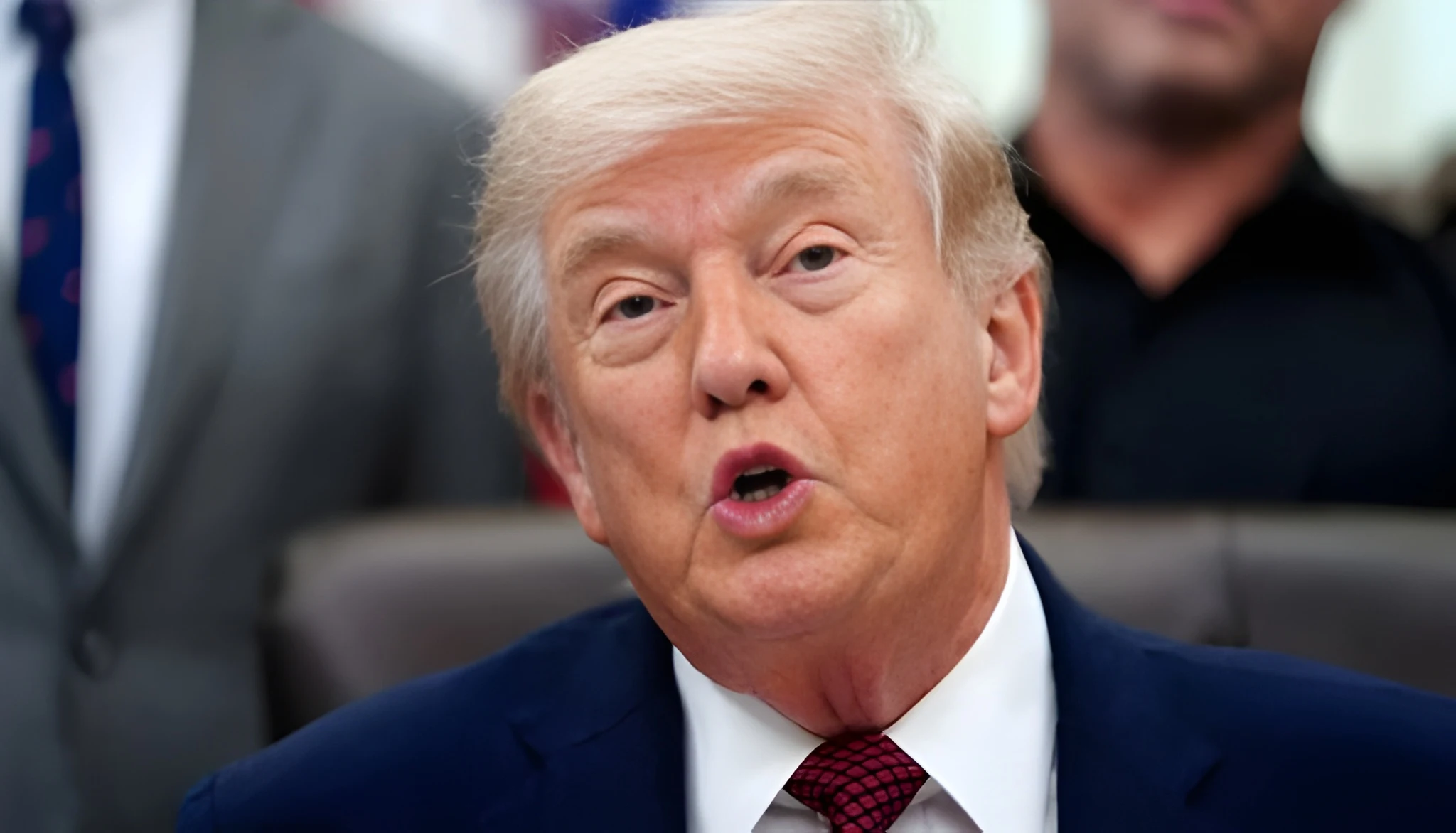 Trump’s Approval Hits Career Low as Economic Discontent Shifts Voters Toward Democrats