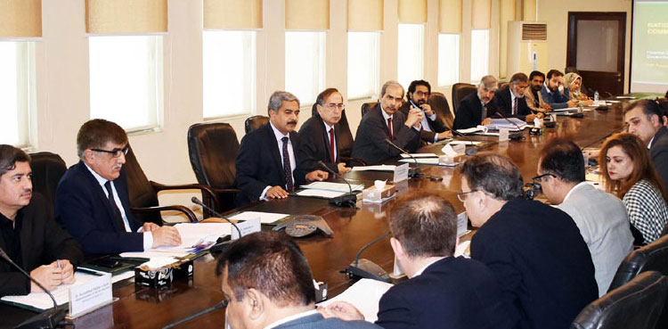 finance-secretary-urges-provinces-to-control-prices-of-food-items