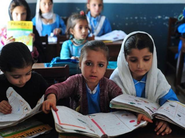 government-grants-scholarships-to-ngo-administered-school