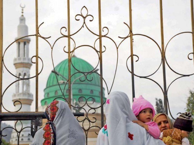 pandemic-shrines-playgrounds-shut-in-islamabad