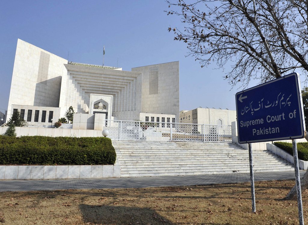 sc-finally-decides-case-of-iiu-academics-appointment