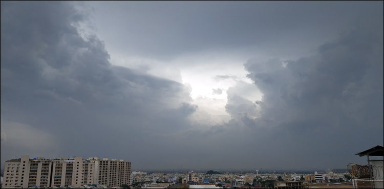 met-office-forecast-light-rainfall-and-drizzling-in-karachi