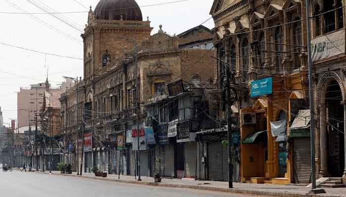 smart-and-micro-lockdowns-to-be-imposed-in-all-districts-of-karachi