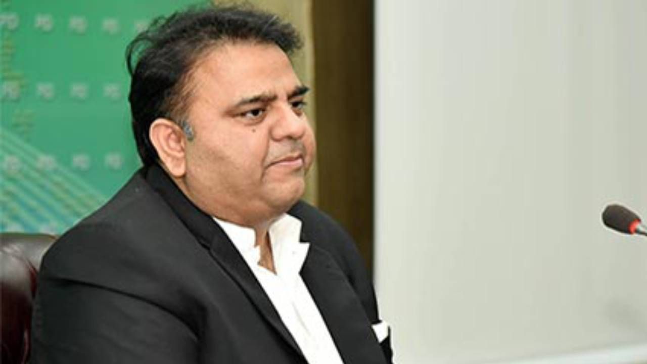 fawad-chaudhry-sees-no-long-march-and-resignations