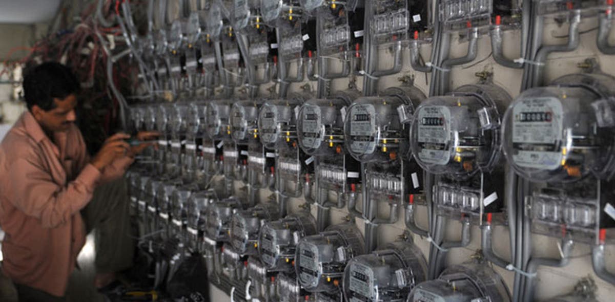 pm-wants-25000-power-meters-installed-in-railway-colonies
