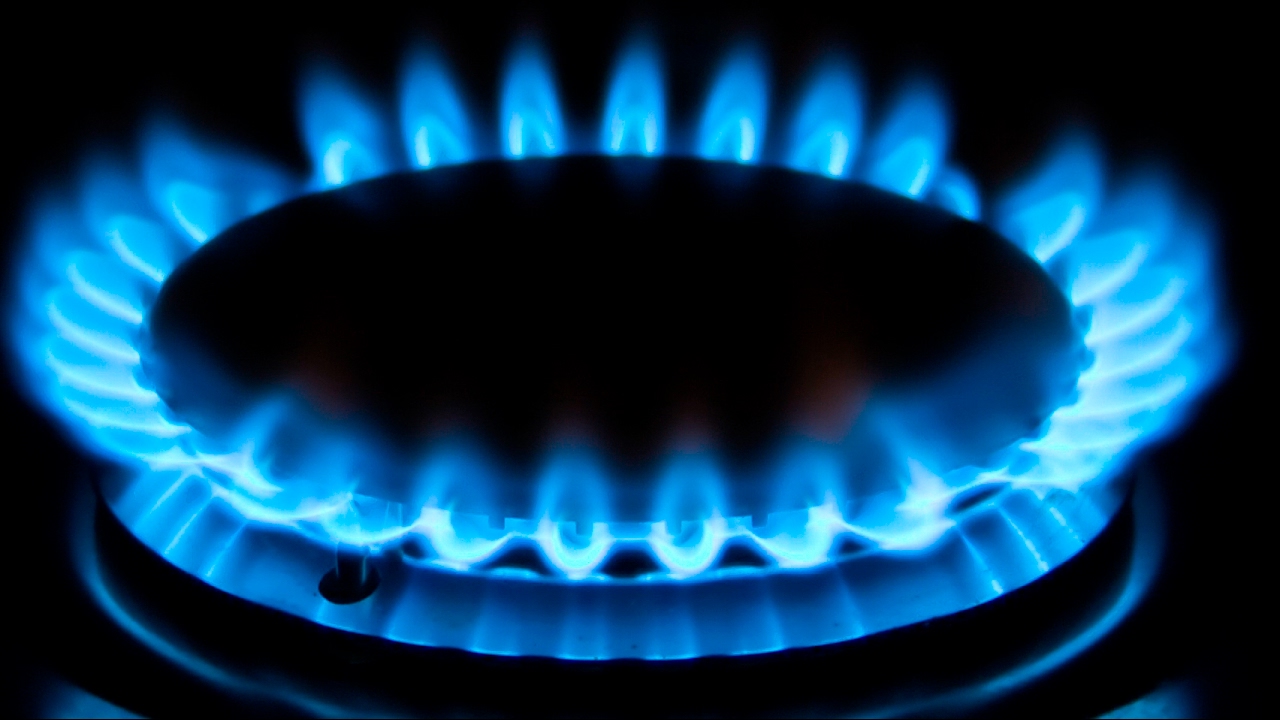 shc-issues-notices-to-ogra-and-ssgc-over-gas-shortage