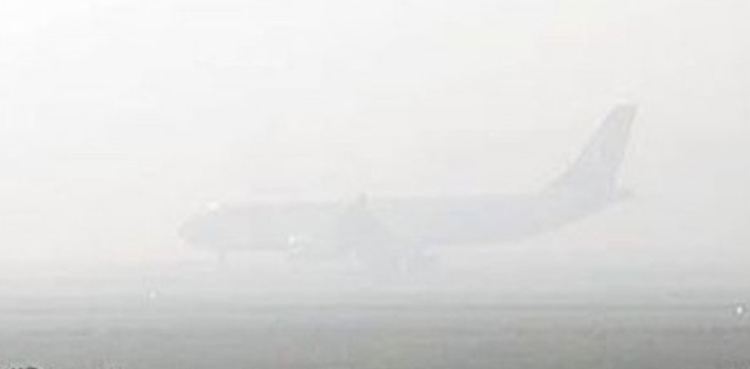 thick-fog-disrupts-air-and-road-traffic-in-punjab
