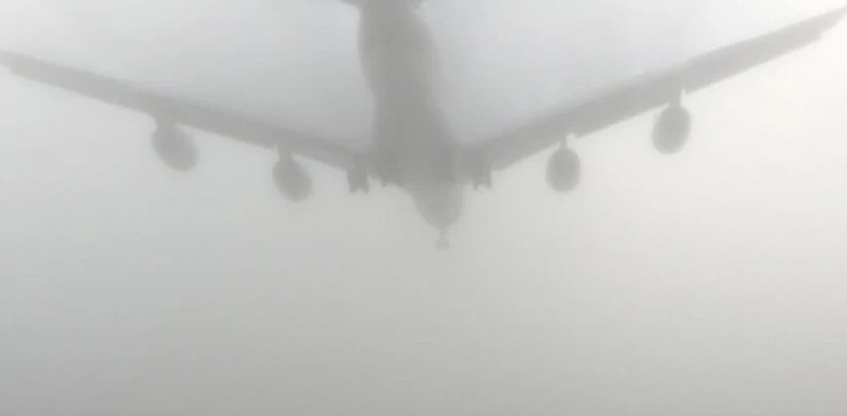 foreign-flights-diverted-to-muscat-due-to-fog-in-karachi