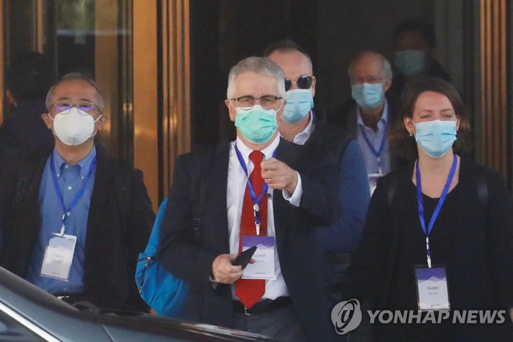 who-team-to-visit-wuhan-market-where-first-covid-infections-seen