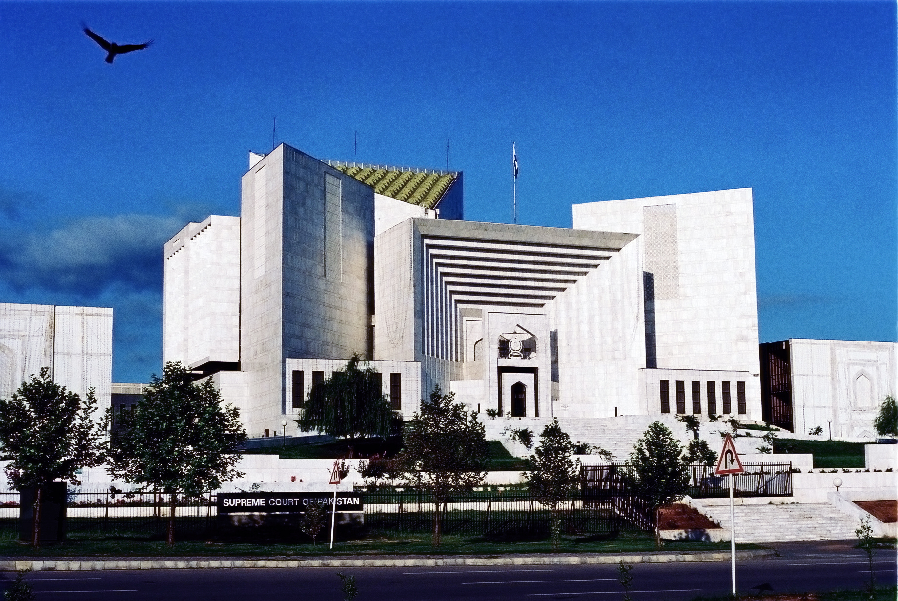 sc-extends-detention-of-accused-in-daniel-pearl-murder-case