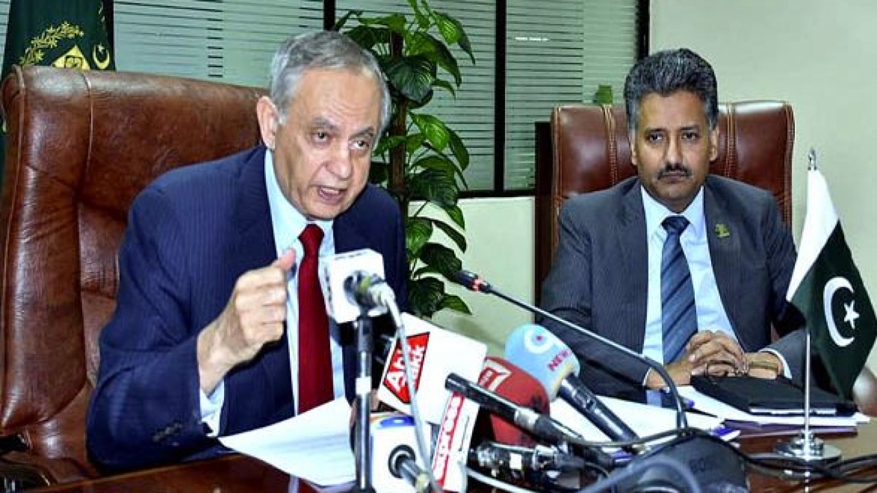 18-8-million-mobile-units-manufactured-in-pakistan-in-10-months-says-dawood