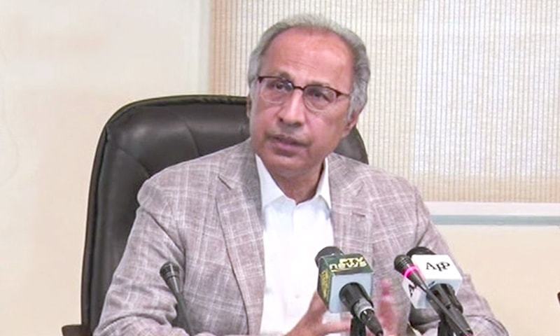 abdul-hafeez-sheikh-gets-protective-bail-from-shc
