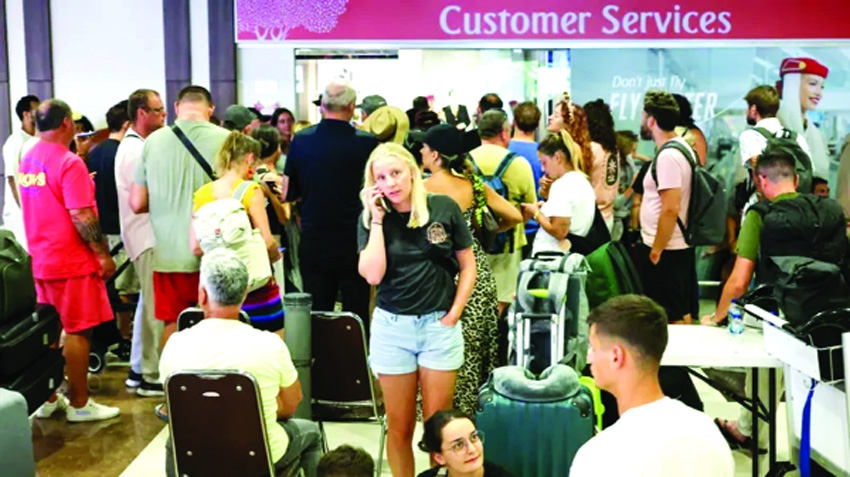 airlines-cancel-flights-and-issue-new-travel-warnings-after-iran-strikes