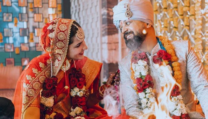 angira-dhar-anand-tiwari-tie-the-knot-in-secrecy