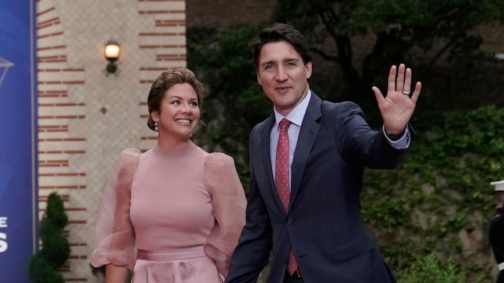 canada-pm-justin-trudeau-wife-sophie-gregoire-announce-separation
