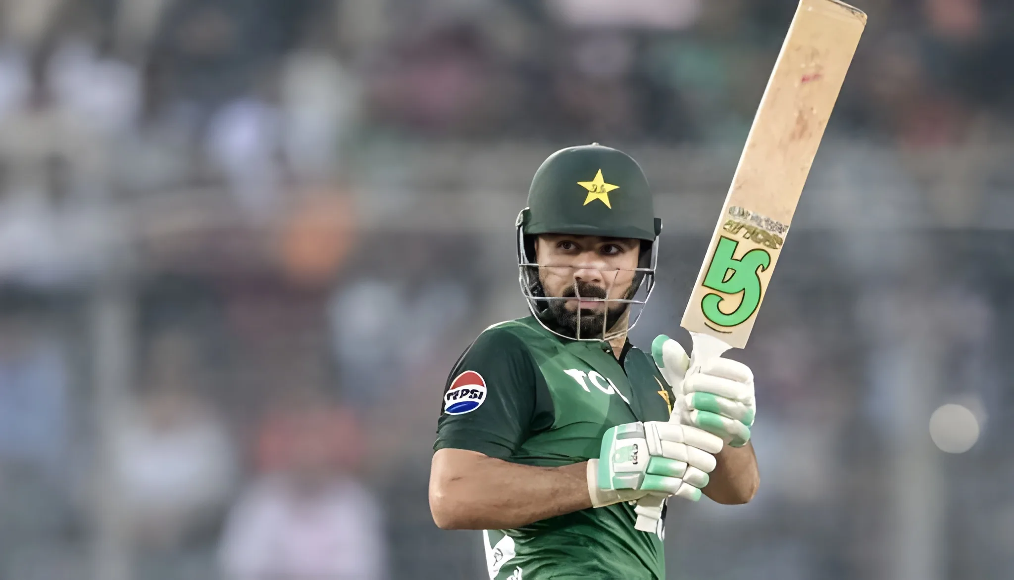 fake-news-khushdil-shah-denies-quitting-pakistan-cricket