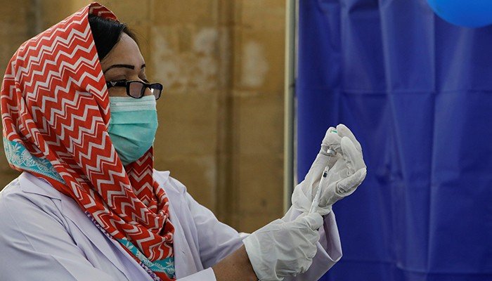 growing-alarm-as-coronavirus-positivity-rate-in-pakistan-shoots-up-to-5-36