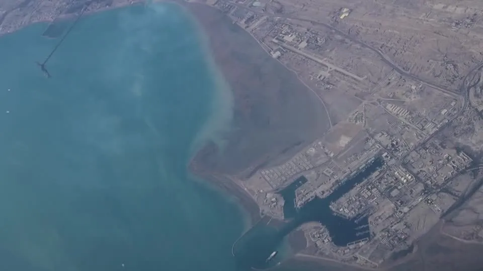 iraqs-oil-production-crashes-as-conflict-shuts-strait-of-hormuz