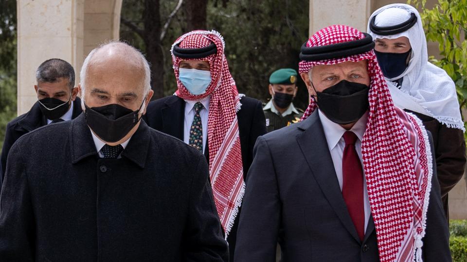 jordan-king-prince-make-first-joint-appearance-since-plot-crisis
