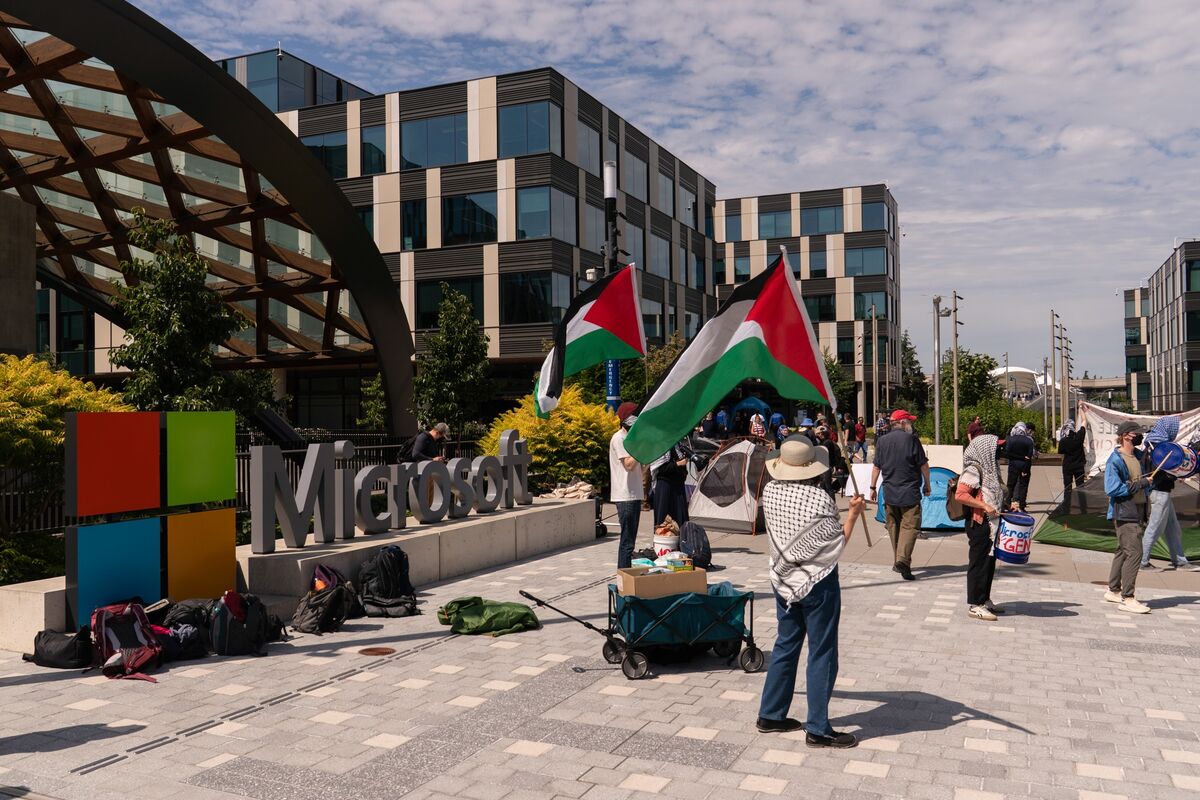 microsoft-cuts-off-select-israeli-military-access-over-gaza-surveillance