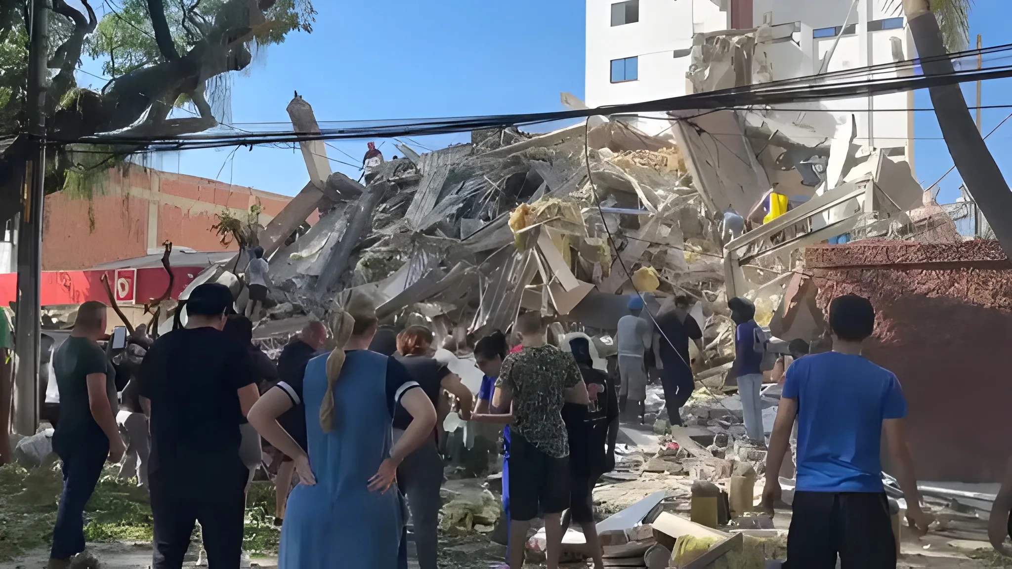 more-than-100-killed-after-powerful-earthquake-hits-western-colombia