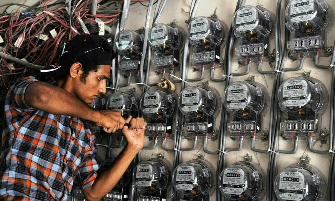nepra-notifies-rs2-32-per-unit-decrease-in-power-tariff