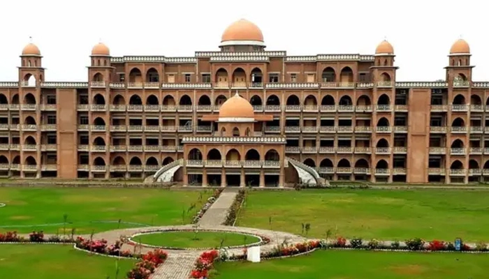 new-policy-in-kp-public-universities-restricts-office-meetings-between-male-faculty-and-female-students