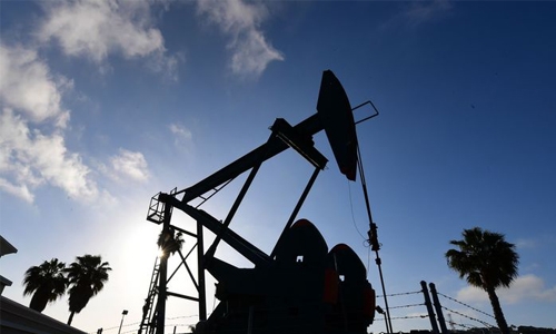 oil-prices-fall-to-four-week-low-over-recession-worries