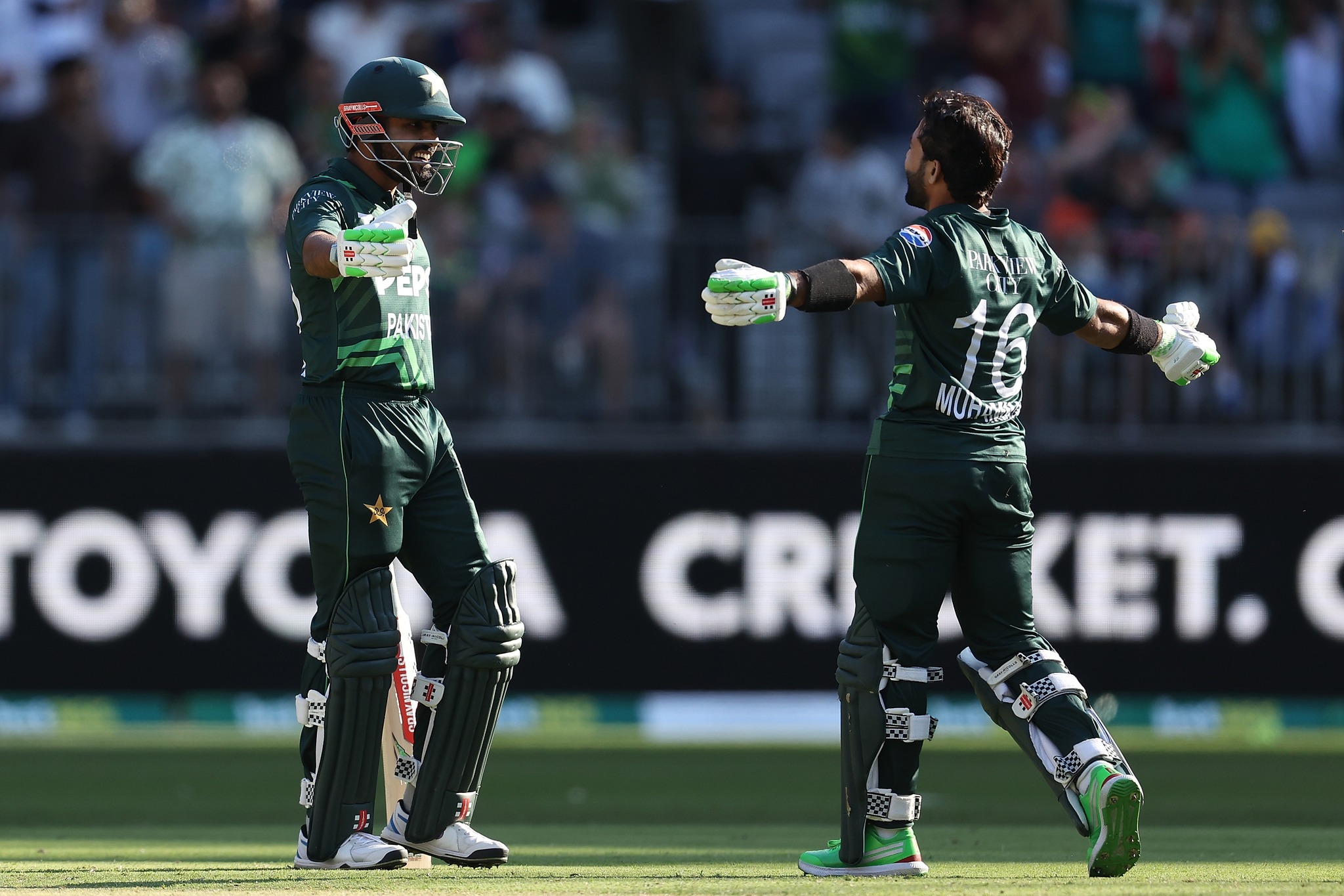 pakistan-secure-historic-odi-series-victory-in-australia-after-22-year-drought