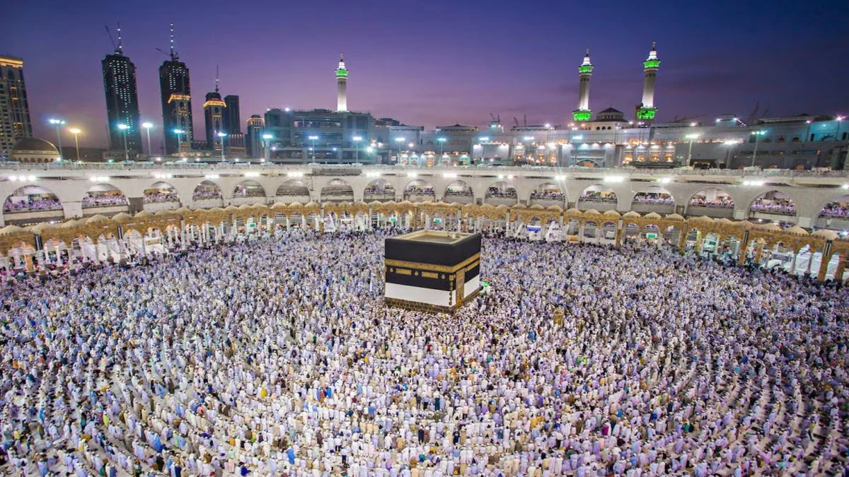 pakistan-to-open-hajj-2027-applications-this-week