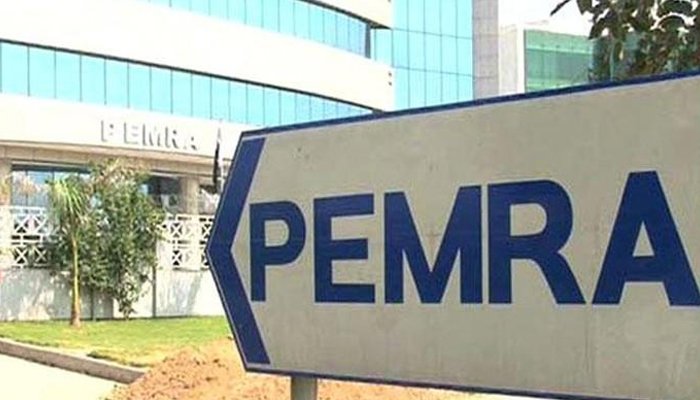 pemra-directs-tv-channels-to-refrain-from-airing-hugging-scenes-in-dramas