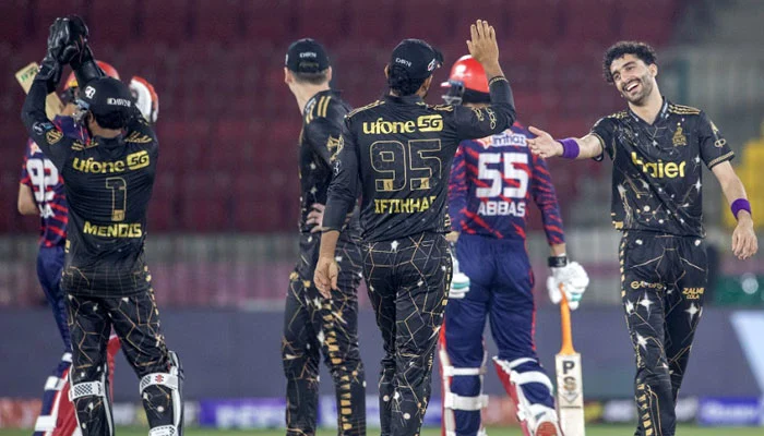 peshawar-zalmi-dominate-karachi-kings-to-secure-victory-in-psl-11-clash