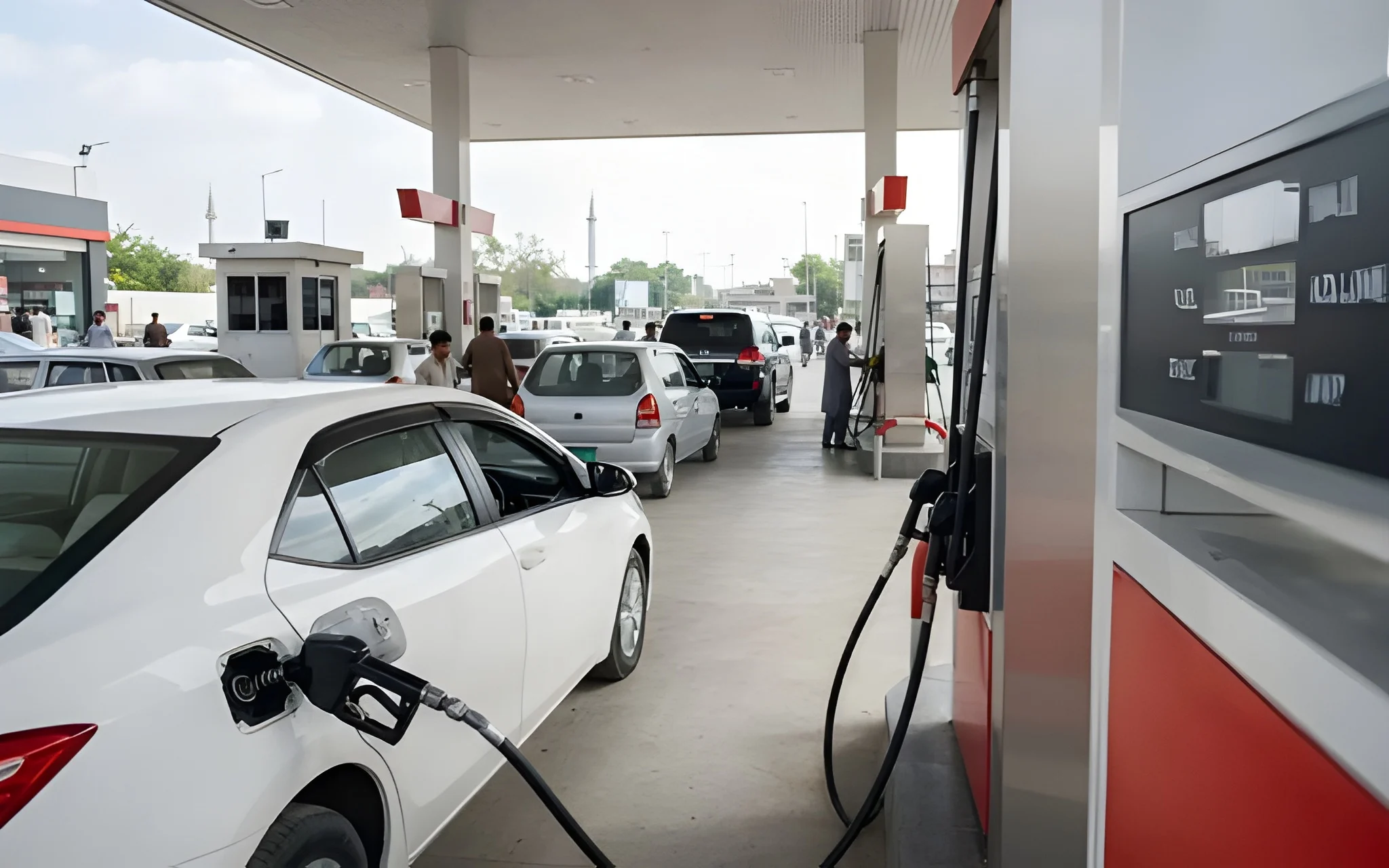 petrol-price-up-diesel-price-down-under-new-ogra-notification