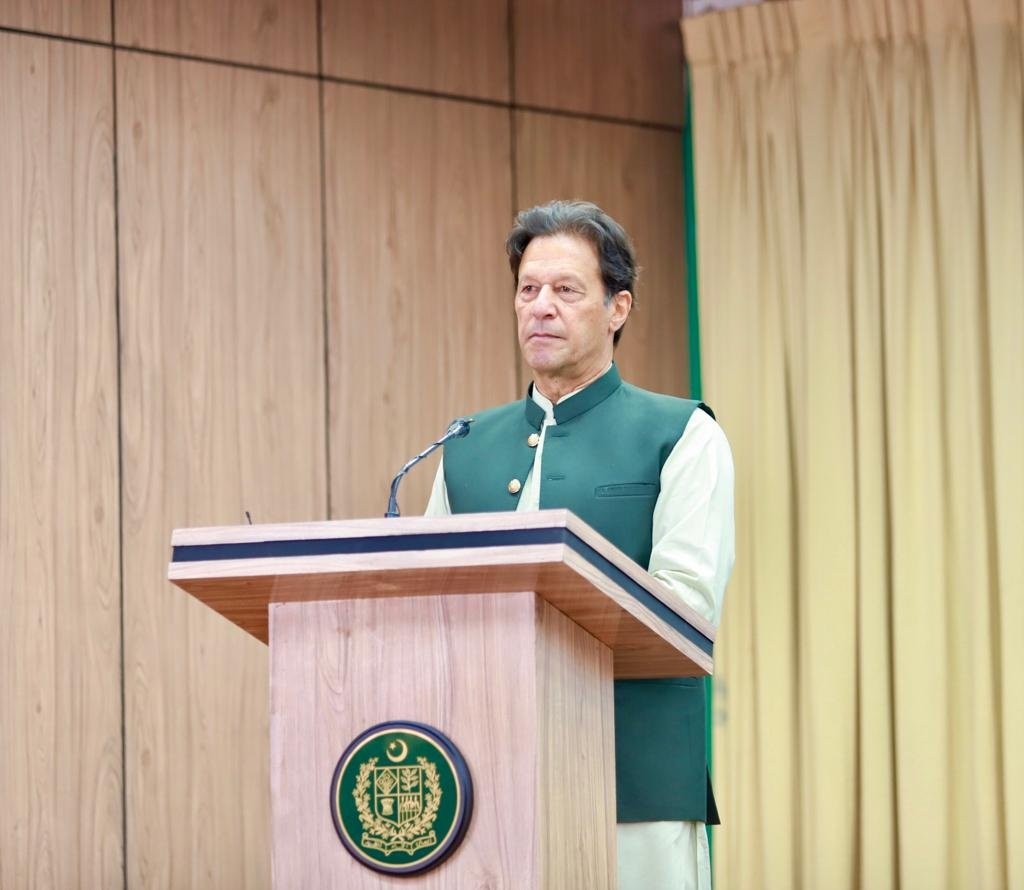 pm-imran-to-launch-education-stipends-programme-today