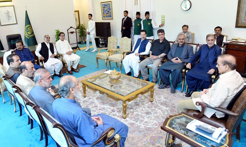pm-set-to-unveil-cabinet-despite-last-minute-niggles