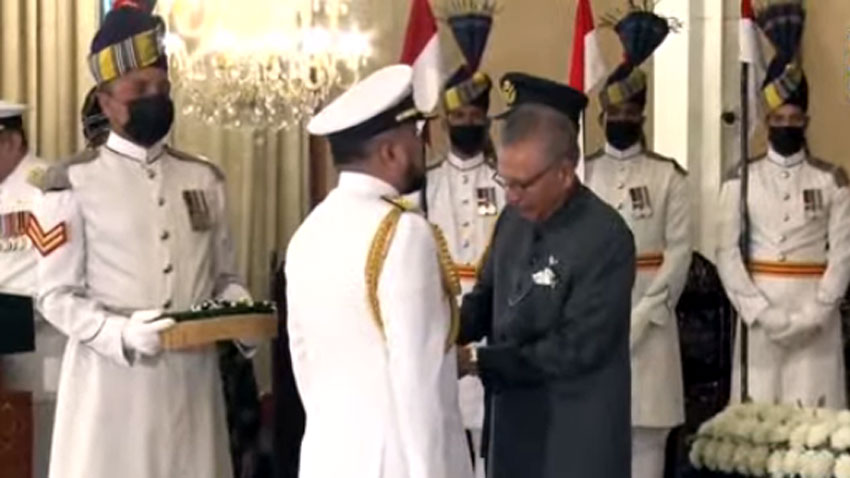 president-confers-nishan-e-imtiaz-m-to-malaysian-navy-chief