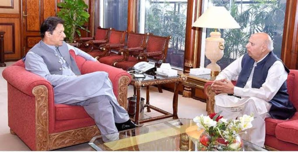 punjab-governor-chief-minister-call-on-pm-imran-khan