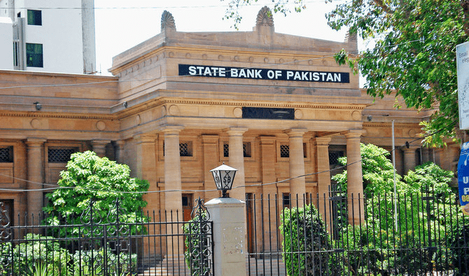 rupee-will-appreciate-in-next-few-months-sbp-finance-ministry