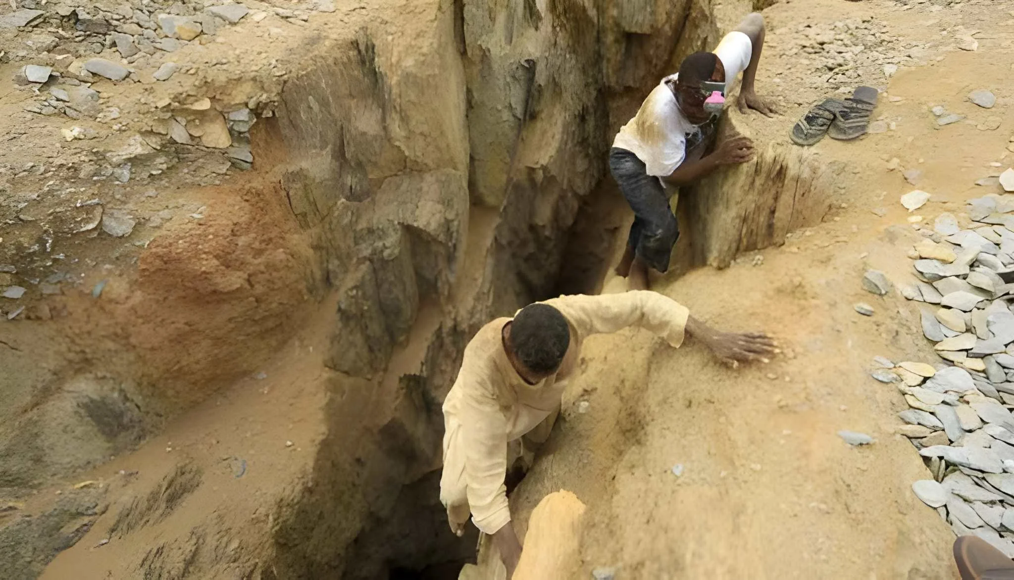 sudan-gold-mine-collapse-kills-at-least-60-survivors-say