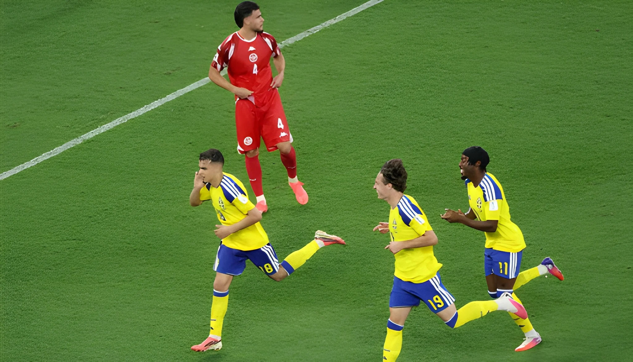 sweden-cruise-to-emphatic-51-victory-over-tunisia-in-opener