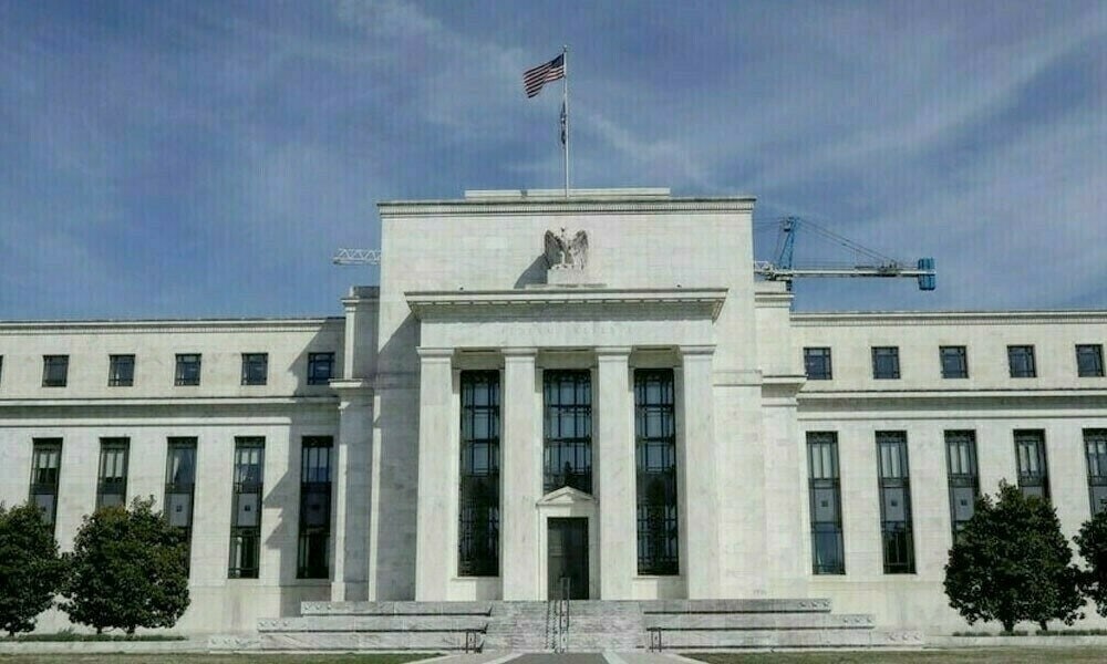 us-central-bank-resists-trump-pressure-freezes-rates