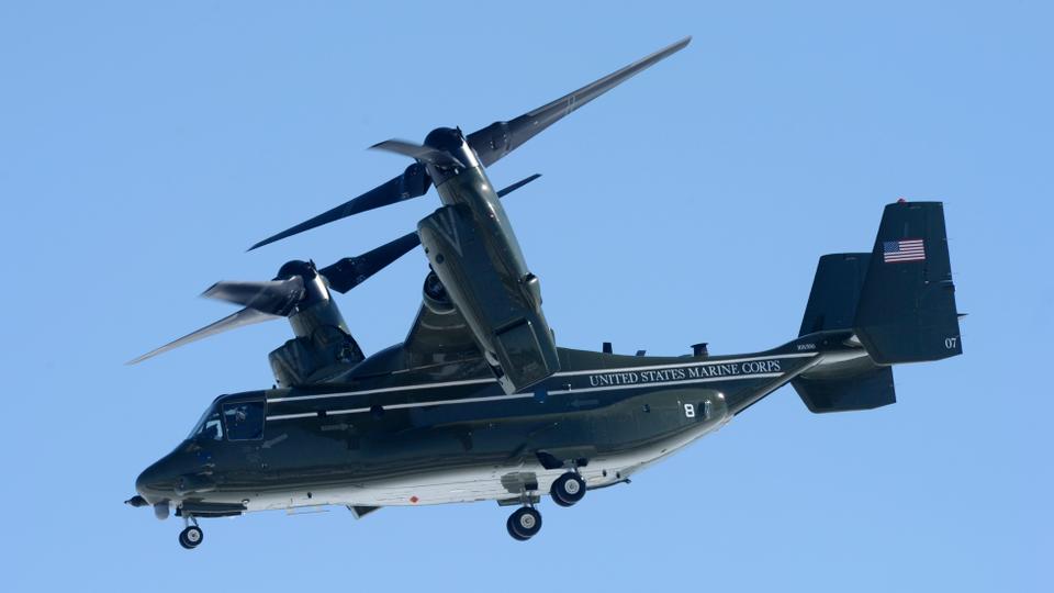 us-military-aircraft-crashes-in-california