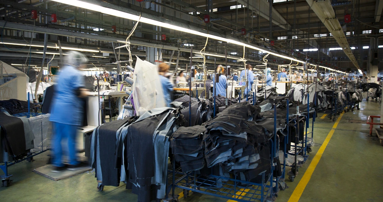 us-to-exempt-certain-bangladeshi-garments-from-tariffs