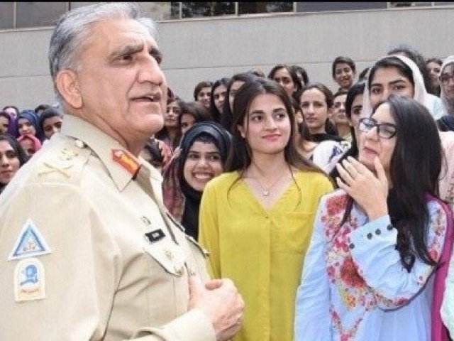 coas-qamar-bajwa-urges-students-not-to-look-for-shortcuts-in-life-for-success